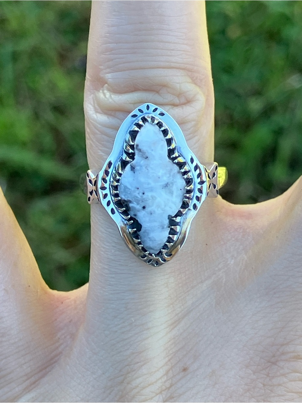 White Buffalo Sterling Silver Ring Size 7